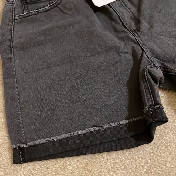 NWT Velvet Heart denim shorts - Picture 4 of 5